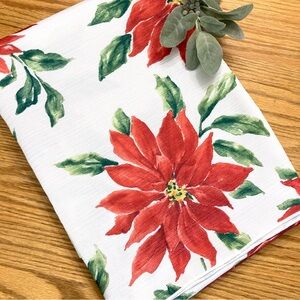 Christmas Tablecloth 62" x 116" White Red Pointsettia Large Clean Stainfree